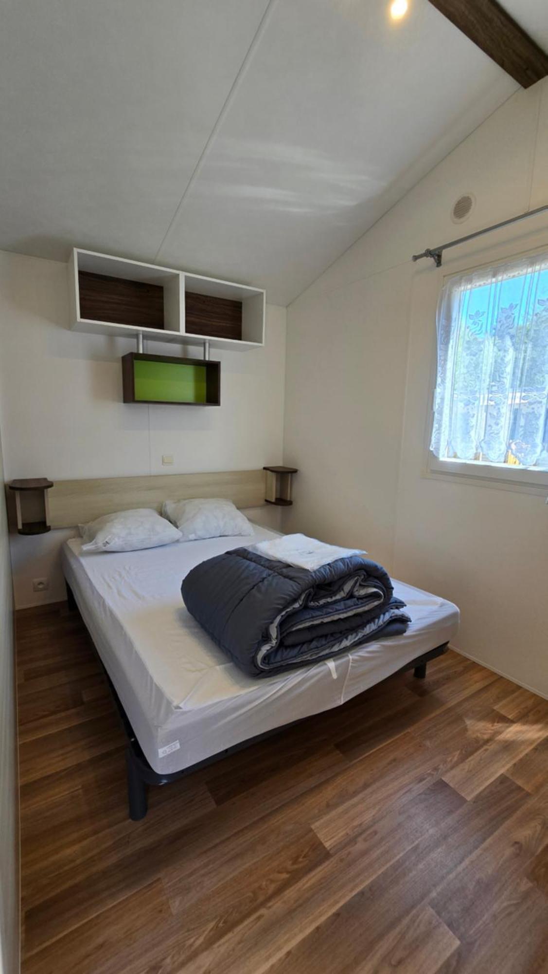 Camping Les Mancellieres Avrille  Экстерьер фото